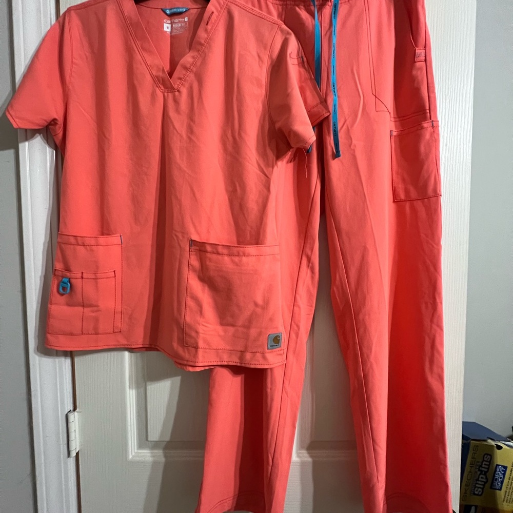 Women’s Coral Carhartt Cross-Flex Boot Cut Scrub Set